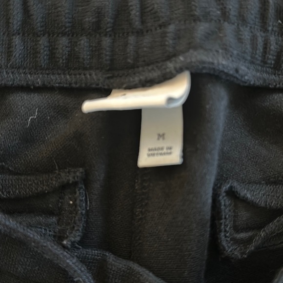 Black Sweats Joggers High-Rise Ankle Length Taper
Knit Pants - A New Day™ - Picture 4 of 15